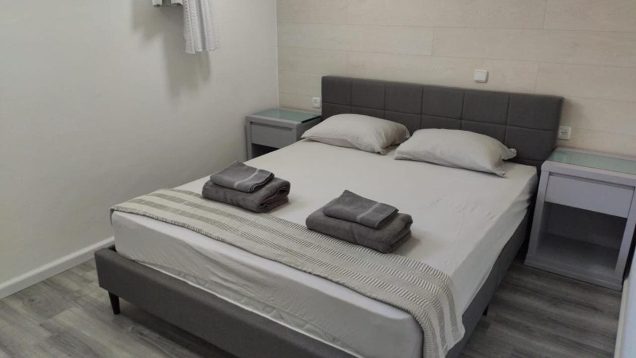 המקום של דוד David Place Apartment *